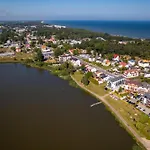 Solek, Hotelowe I Goscinne Ze Sniadaniem, Przyjazne Zwierzetom, Wyjatkowe, Z Widokiem Na Jezioro Jamno I W Bardzo Bliskiej Odleglosci Od Morza Мельно