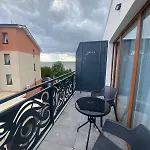 Апартаменты Solek, Hotelowe I Goscinne Ze Sniadaniem, Przyjazne Zwierzetom, Wyjatkowe, Z Widokiem Na Jezioro Jamno I W Bardzo Bliskiej Odleglosci Od Morza *