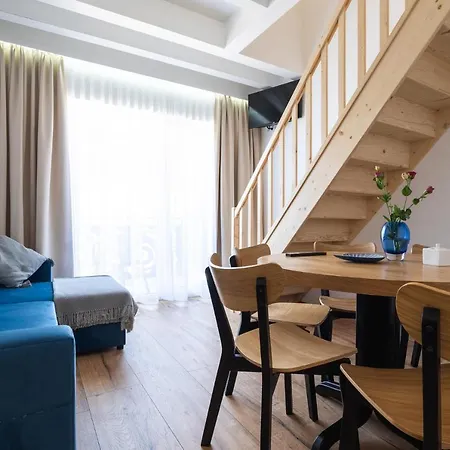 Solek, Hotelowe I Goscinne Ze Sniadaniem, Przyjazne Zwierzetom, Wyjetkowe, Z Widokiem Na Jezioro Jamno I W Bardzo Bliskiej Odleglosci Od Morza * Mielno (Koszalin)