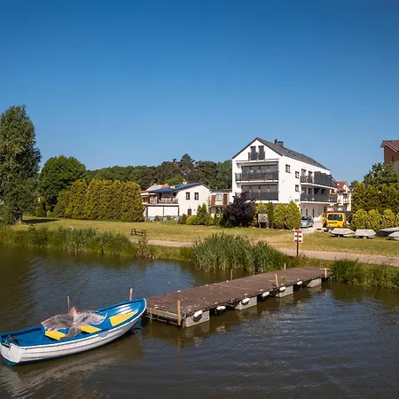 Solek, Hotelowe I Goscinne Ze Sniadaniem, Przyjazne Zwierzetom, Wyjetkowe, Z Widokiem Na Jezioro Jamno I W Bardzo Bliskiej Odleglosci Od Morza Διαμέρισμα *