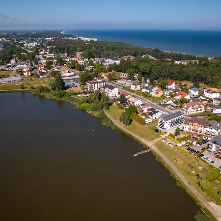 Solek, Hotelowe I Goscinne Ze Sniadaniem, Przyjazne Zwierzetom, Wyjetkowe, Z Widokiem Na Jezioro Jamno I W Bardzo Bliskiej Odleglosci Od Morza Mielno (Koszalin)