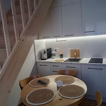 Solek, Hotelowe I Goscinne Ze Sniadaniem, Przyjazne Zwierzetom, Wyjatkowe, Z Widokiem Na Jezioro Jamno I W Bardzo Bliskiej Odleglosci Od Morza Appartement Mielno (Koszalin)